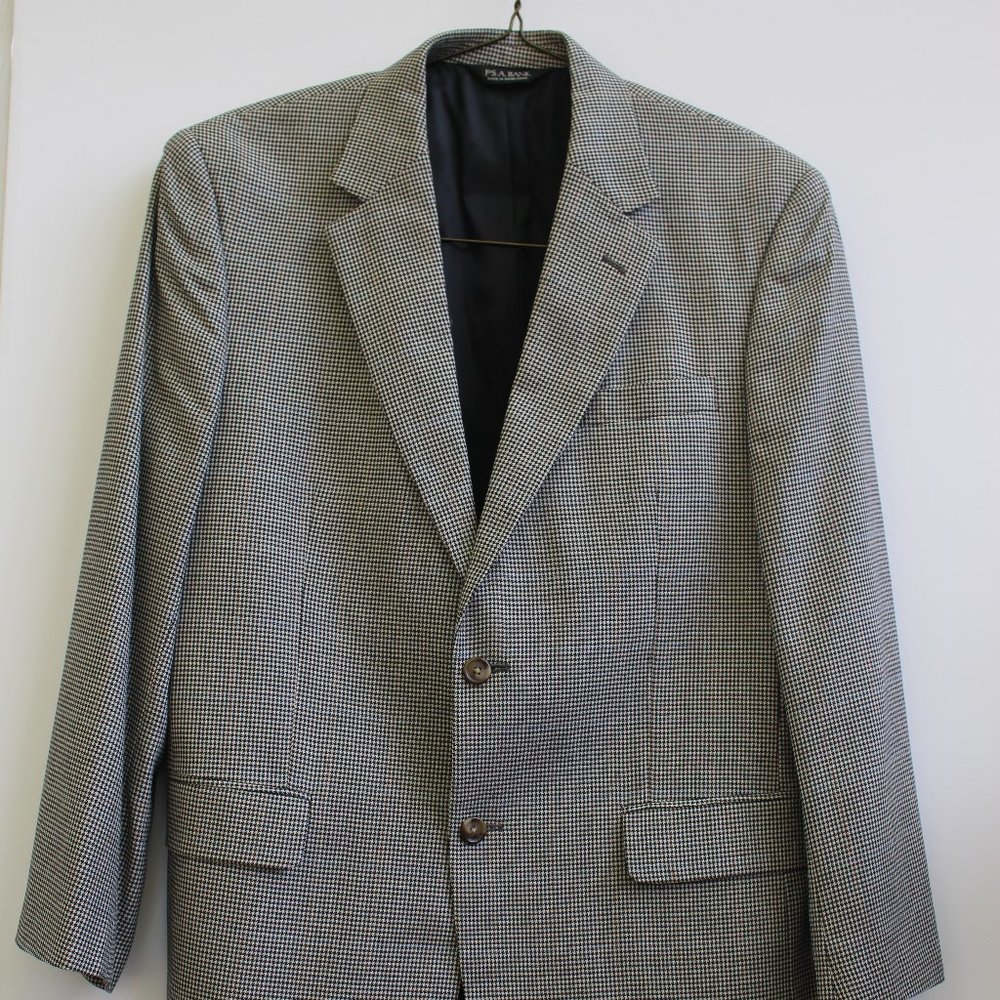 Joseph A Bank Men's Sport Coat, Black and Grey Check with Accent Colors, Size 42